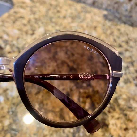 Vogue Elegant Brown Sunglasses main image 5